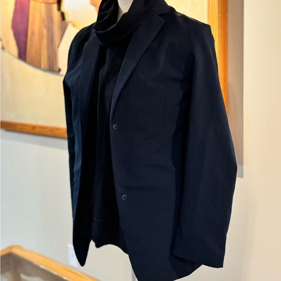 New venture button front blazer xs, excellent condition no tags, never worn - Picture 4 of 9